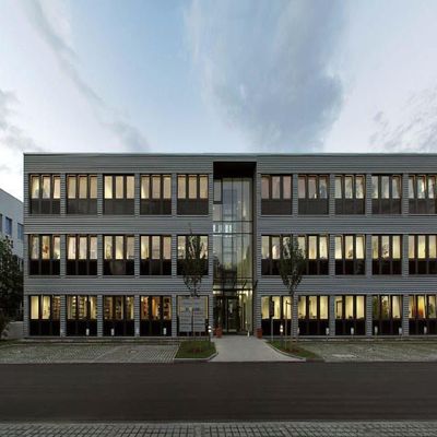 ساخت انبار فولادی بزرگ و کارآمد