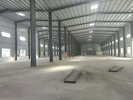 صفحه رنگی سقف پانل انبار فولاد از پیش ساخته شده با پرلین گالوانیزه گرم