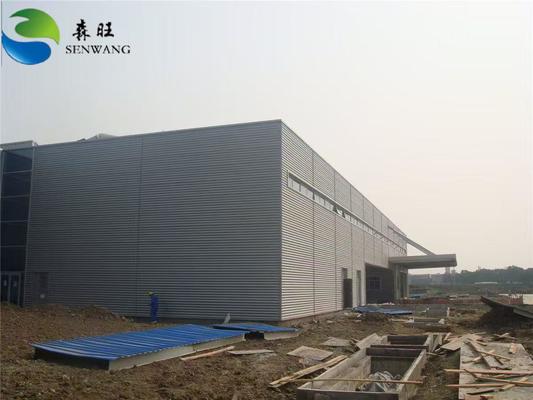 کارگاه سازه فولادی با اندازه قابل تنظیم با پانل ساندویچی EPS و نصب مهندس در محل